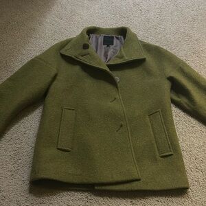 Green 100% wool pea coat